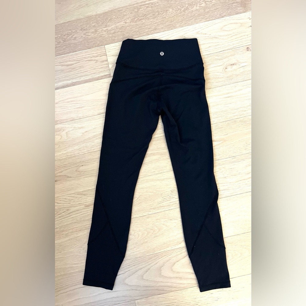 Black lululemon leggings
